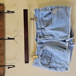 VENUS Light Wash Jean Shorts